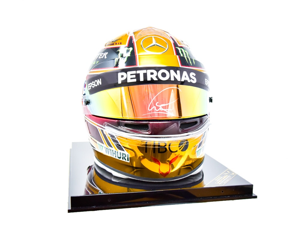 Lewis hamilton mini helmet 2024 2019