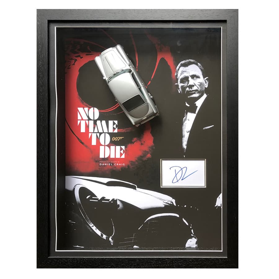 Daniel Craig Signed 007 James Bond Movie Display - No Time To Die