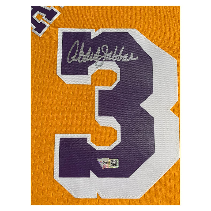 Kareem Abdul-Jabbar Signed LA Lakers Jersey - The Legacy Display