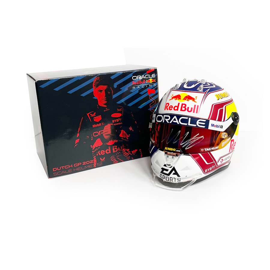 Max Verstappen Signed RBR 1/2 Scale Helmet Dutch 2023 F1 World Champion - Gesigneerd