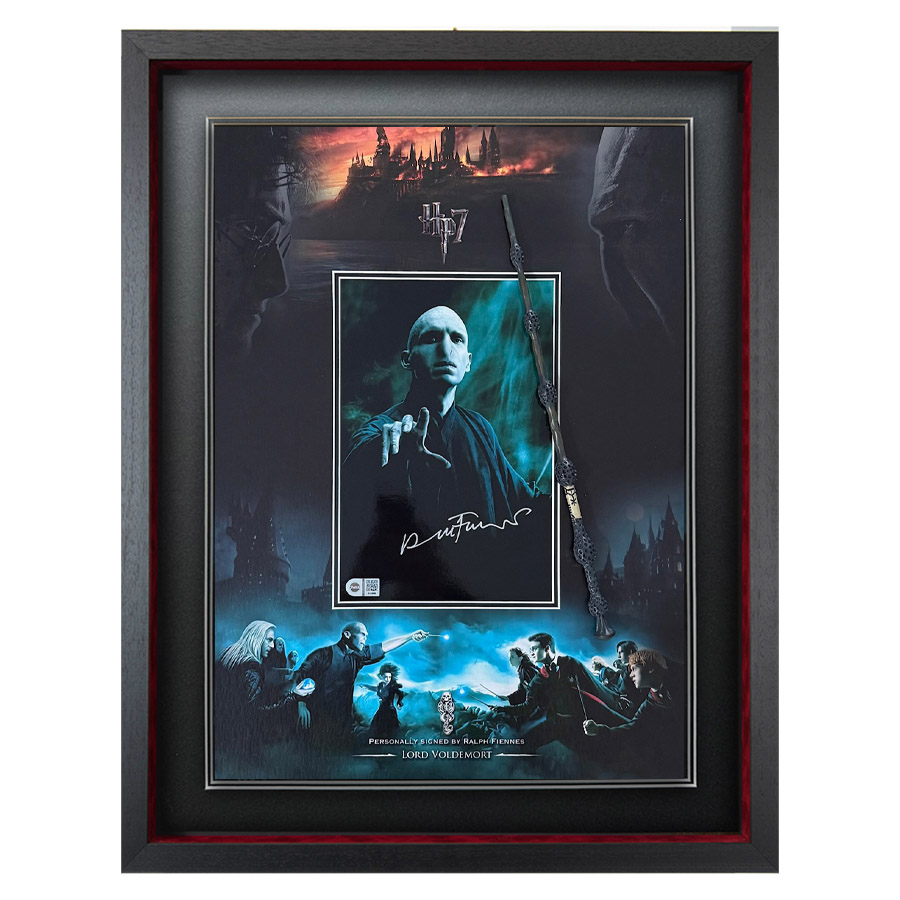 Lord Voldemort - Signed by Ralph Fiennes Photo & Wand Display - Harry Potter